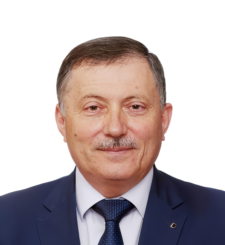 Есенеев Мурат Мухарбиевич